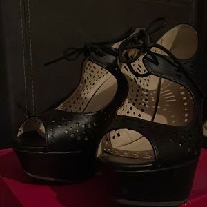 Charlotte Russe black wedges size 8